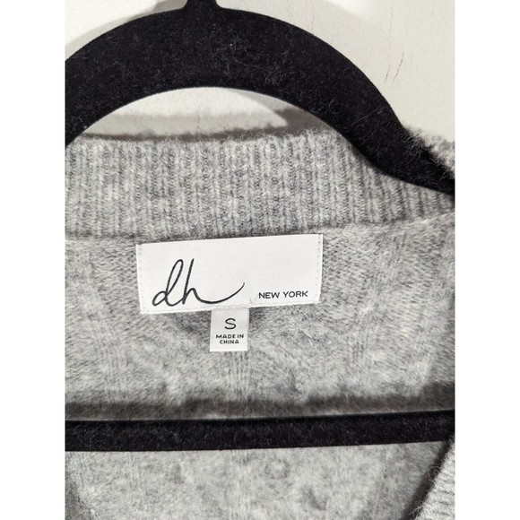 DH NEW YORK Grey Button Front Alpaca Wool Blend Classy Cardigan EUC Women Size S - Picture 6 of 6